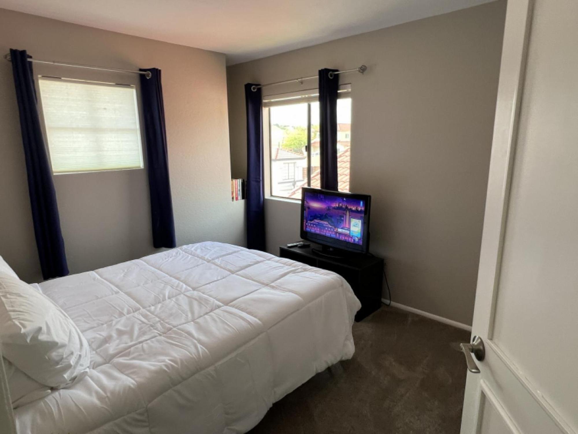Private - Billiards, Mountain Views, Private Desert Access, Hoa Pool & Spa, Bbq, At Lambert Park - Bourbondale *