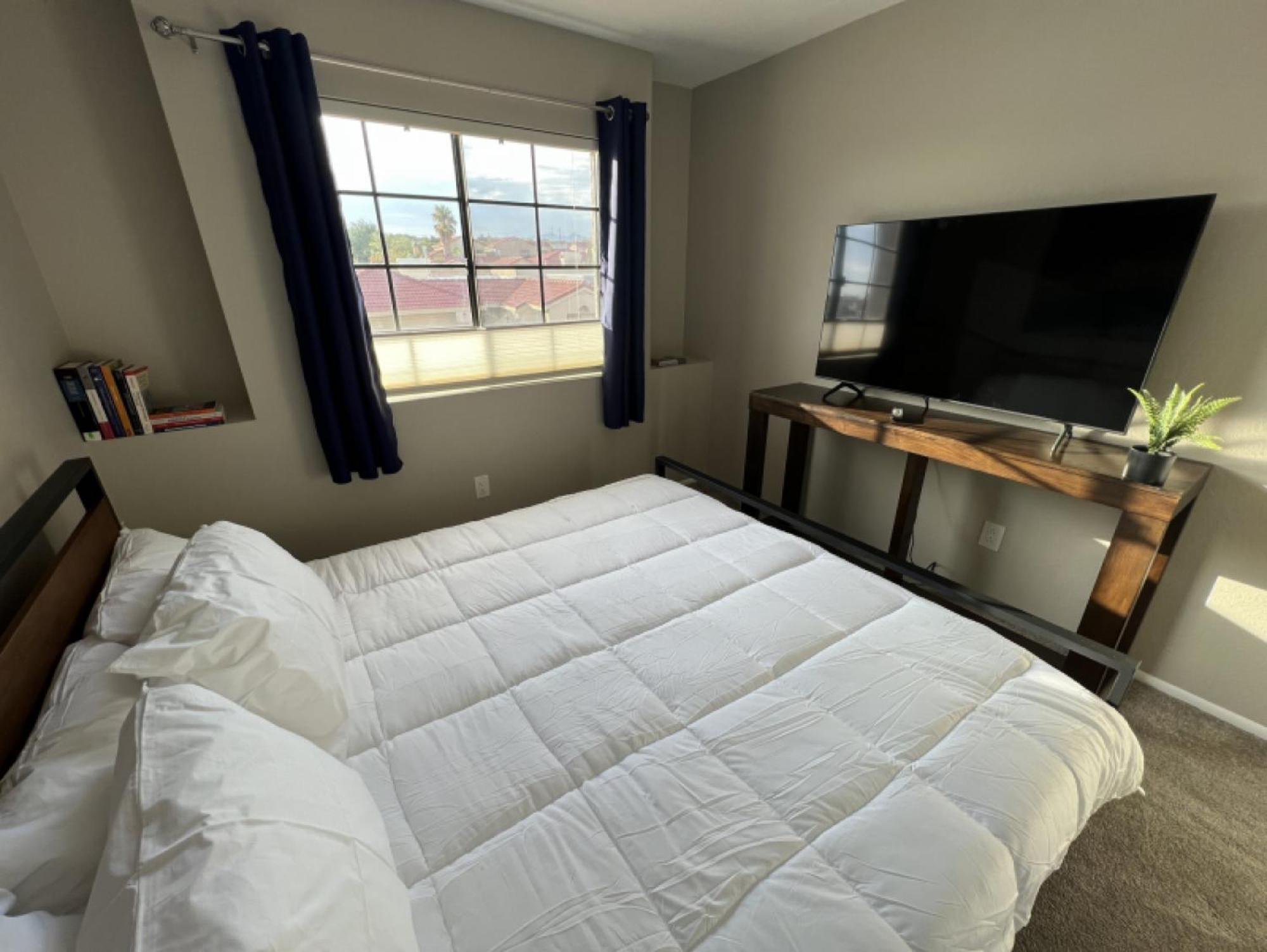 Holiday home Private - Billiards, Mountain Views, Private Desert Access, Hoa Pool & Spa, Bbq, At Lambert Park - Bourbondale *