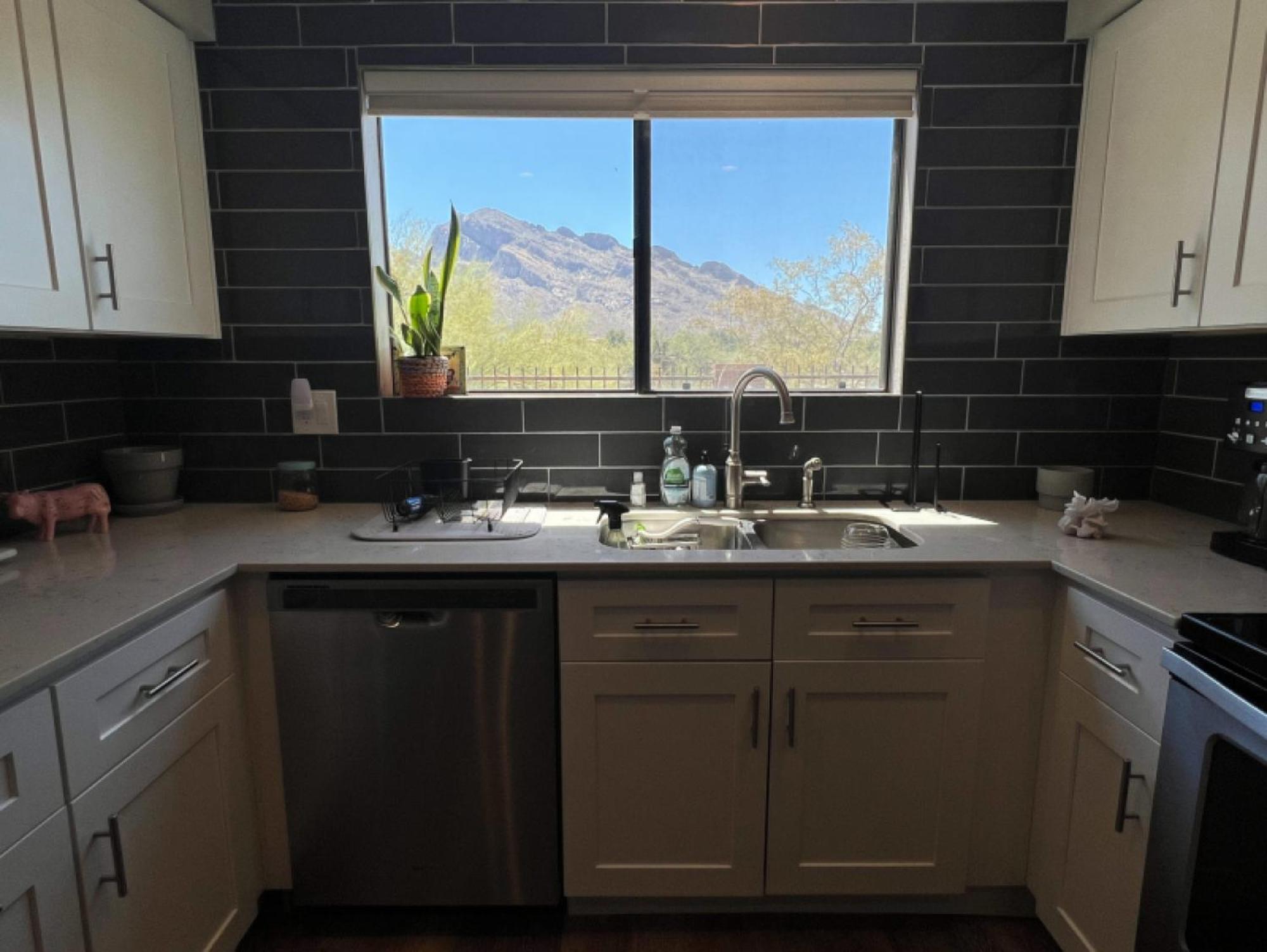 Holiday home Private - Billiards, Mountain Views, Private Desert Access, Hoa Pool & Spa, Bbq, At Lambert Park - Bourbondale *